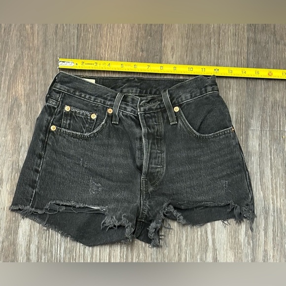 Levi’s 501 Distressed Jean Shorts Size 25 | High Rise Black Wash | Festival Vibe - Picture 3 of 4